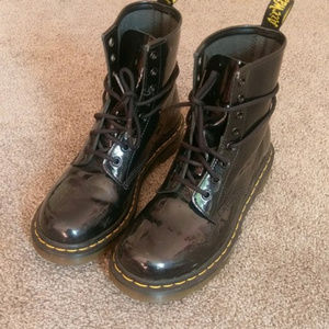 Size 7 Black patent leather shiny Dr. Martens Boot